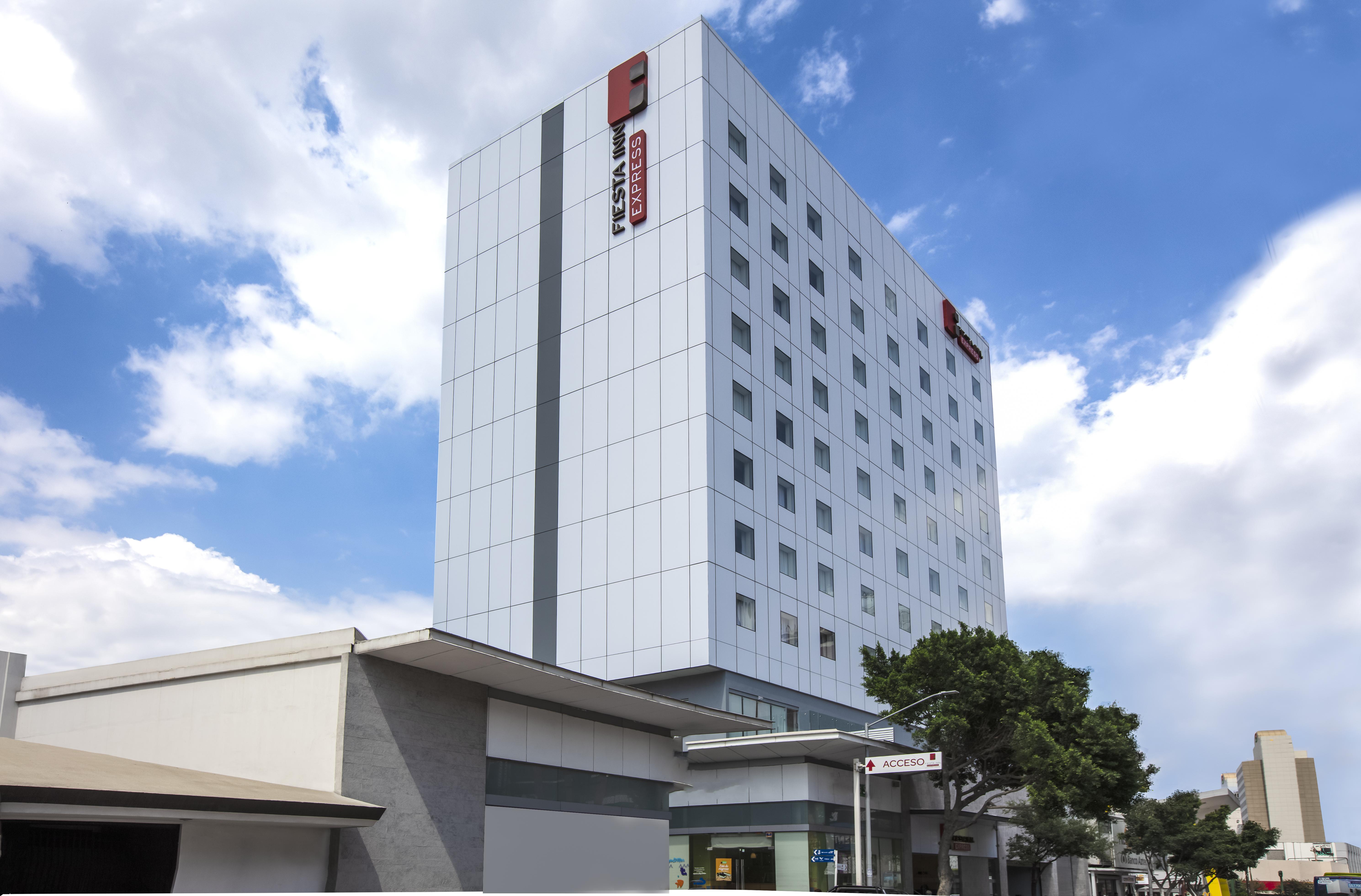 Fiesta Inn Express Monterrey Centro Exterior photo