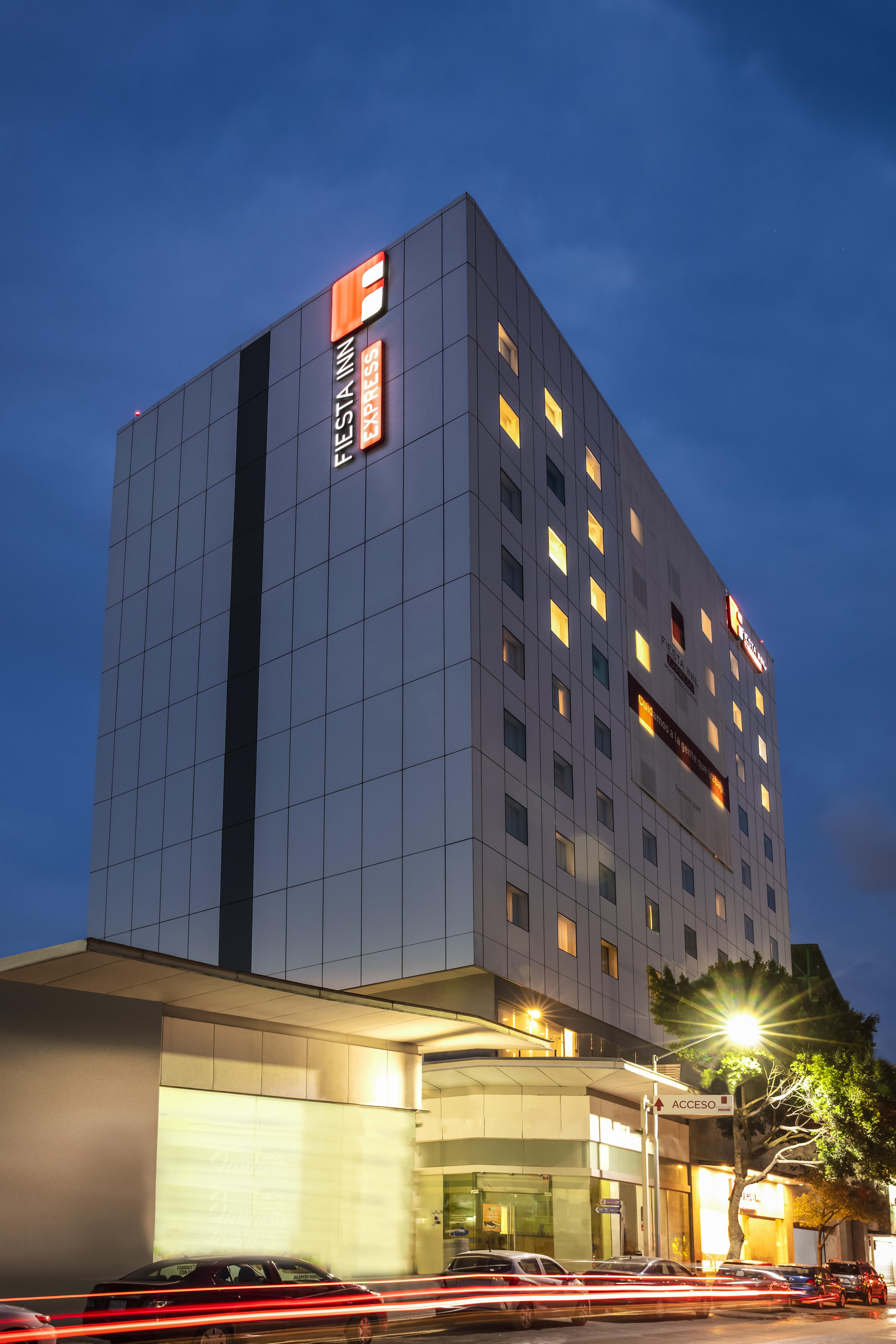 Fiesta Inn Express Monterrey Centro Exterior photo