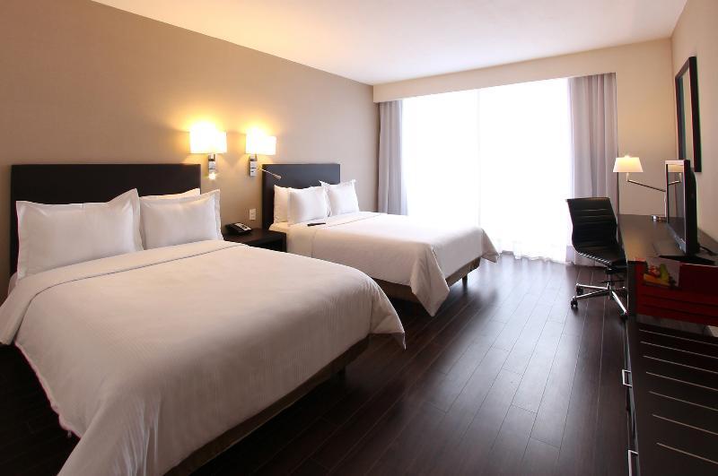 Fiesta Inn Express Monterrey Centro Exterior photo