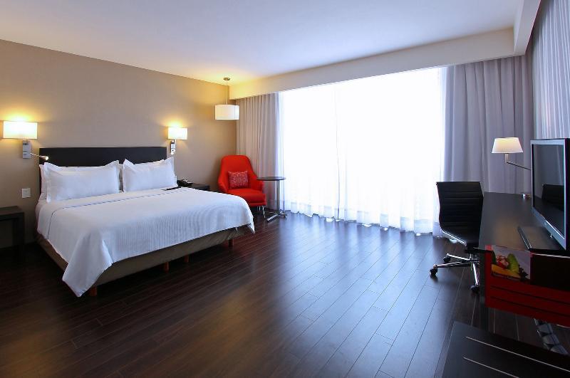 Fiesta Inn Express Monterrey Centro Exterior photo